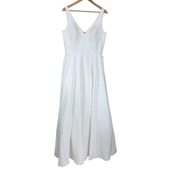 Mac Duggal IEENA NWT Tailored V-Neck Ballgown White Size Pockets Size 12 - Picture 4 of 11